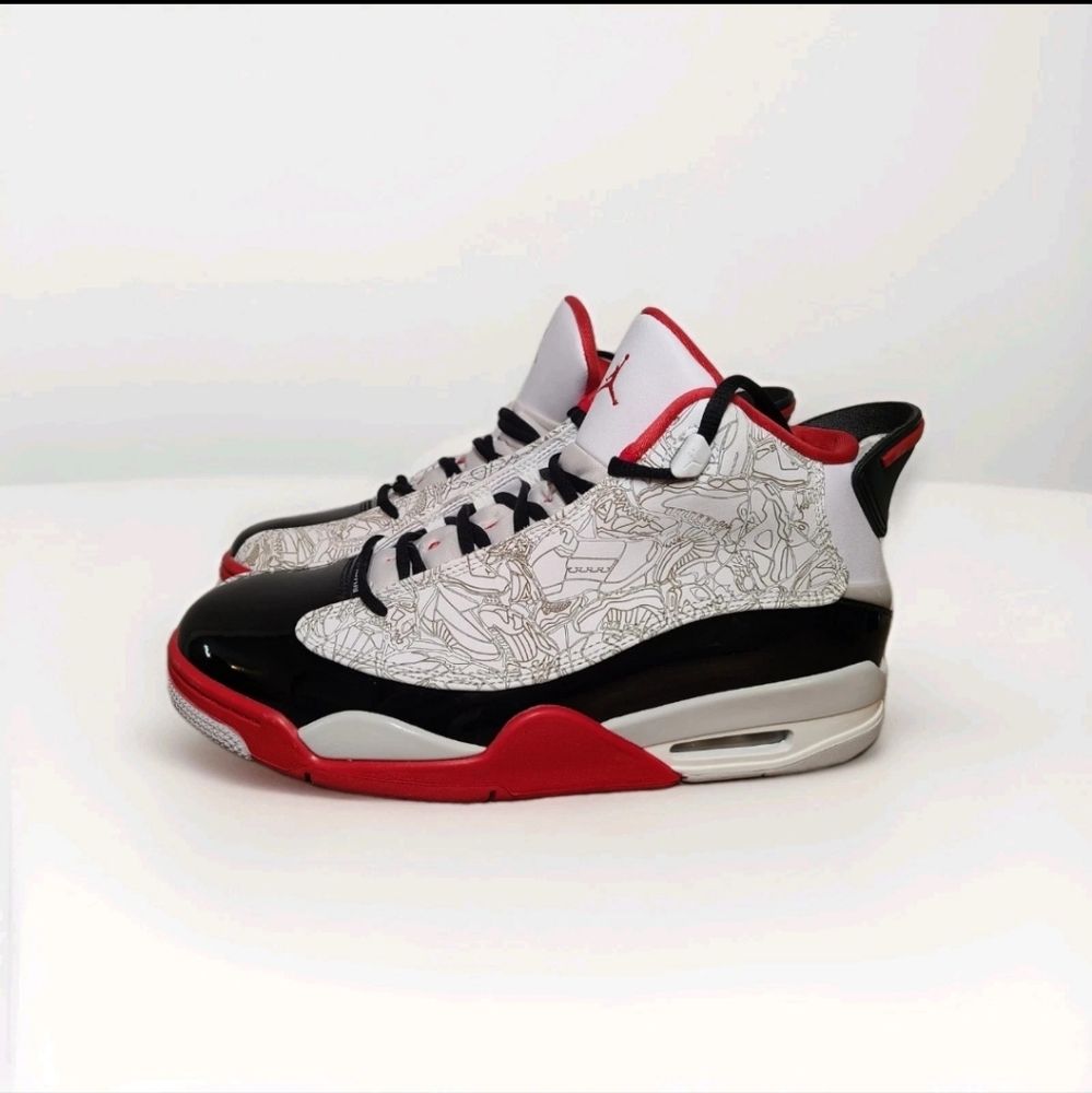Nike Black and Red Graphic Sneakers